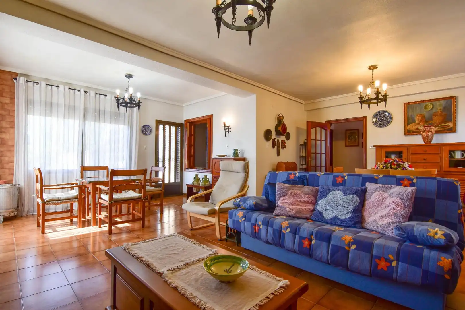 Sala de estar de Casa o chalet en venta en Montserrat con Aire acondicionado, Calefacción y Trastero