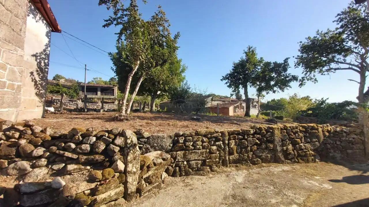 Houses for sale in San Cristovo de Cea  with Private garden