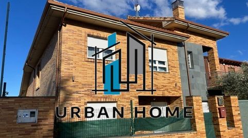 URBAN HOME VENDE PRECIOSA CASA EN POBLADURA DEL BERNESGA