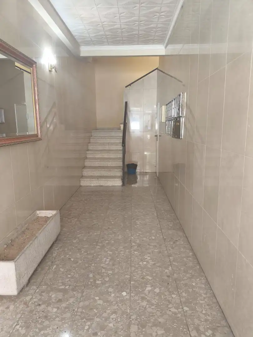 Piso en venta en Fuenlabrada con Terraza y Alarma
