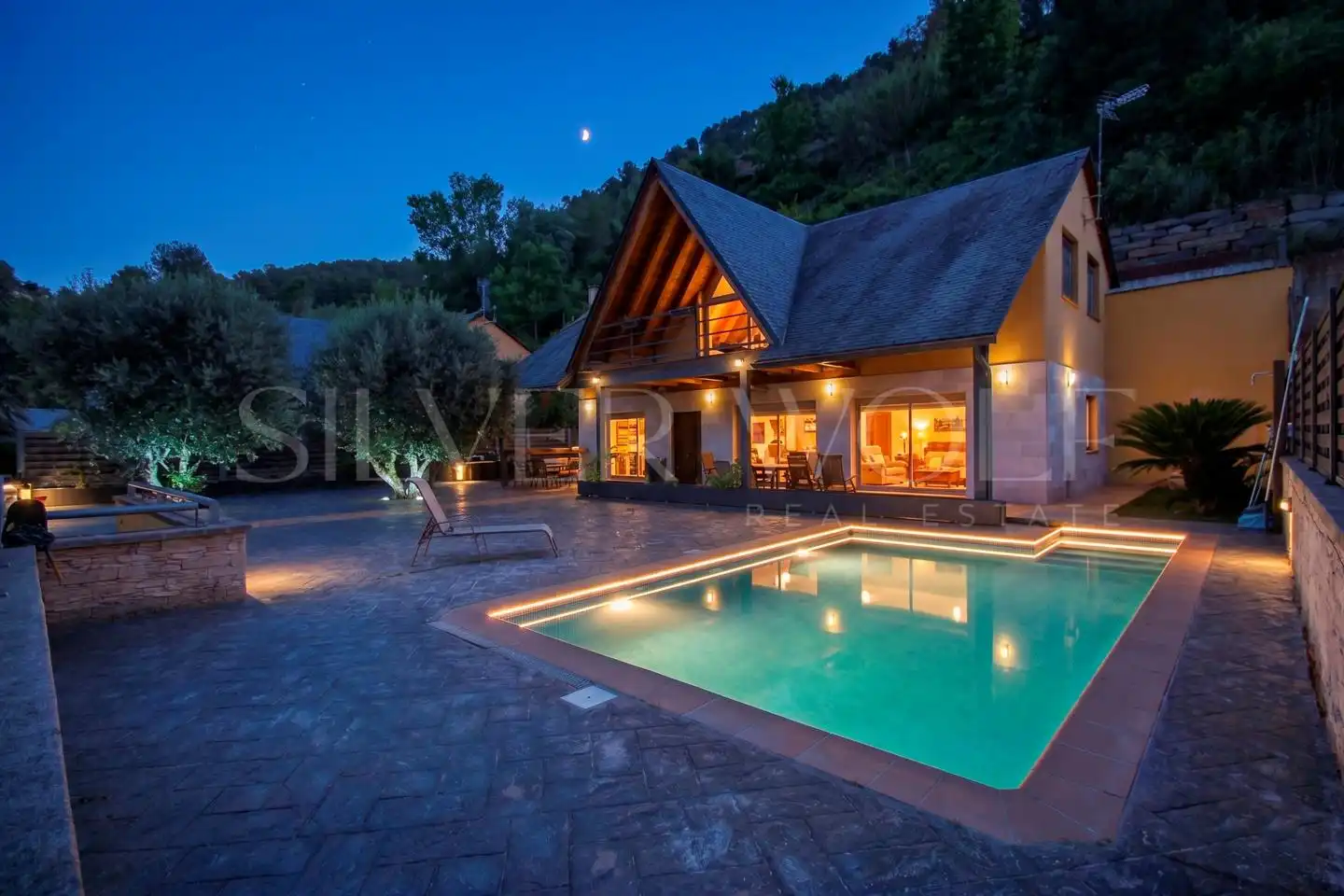 Piscina de Casa o chalet en venta en Vallirana con Aire acondicionado, Calefacción y Jardín privado