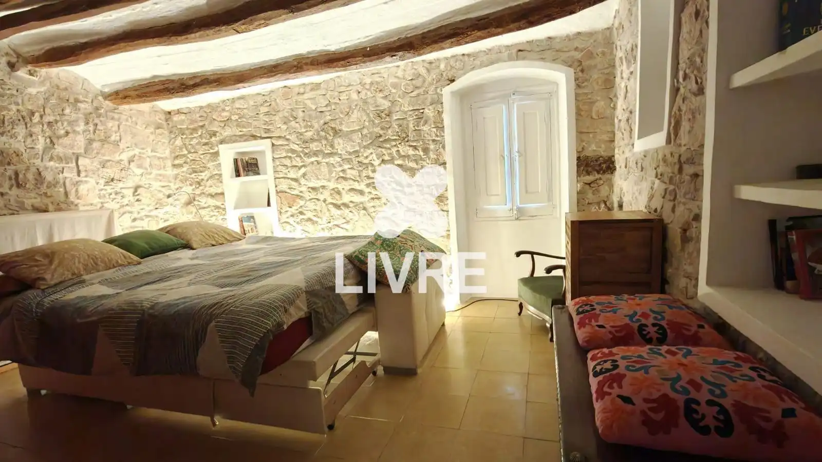 Habitación de Casa adosada en venta en Vallirana