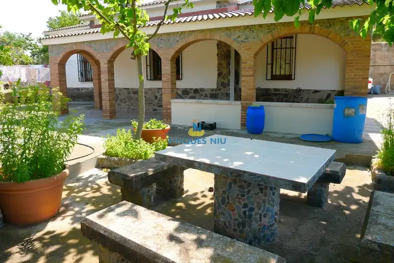 Jardí de Casa o xalet en venda en Riudarenes amb Calefacció i Jardí privat