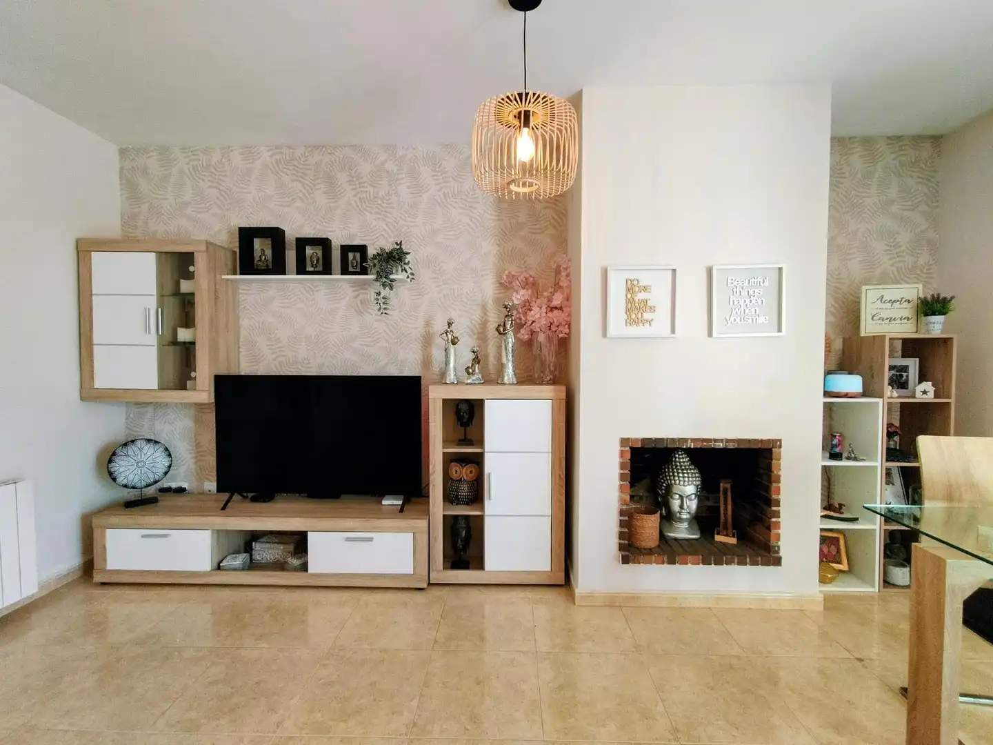 Sala d'estar de Casa adosada en venda en Olivella amb Calefacció, Jardí privat i Terrassa