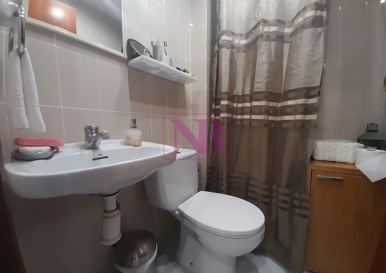 Baño de Piso en venta en Reus con Aire acondicionado y Amueblado