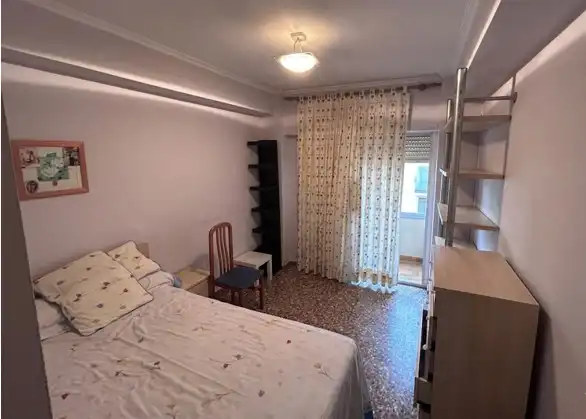 Bedroom of Flat for sale in Valencia  with Air Conditioner, Heating and Terrace