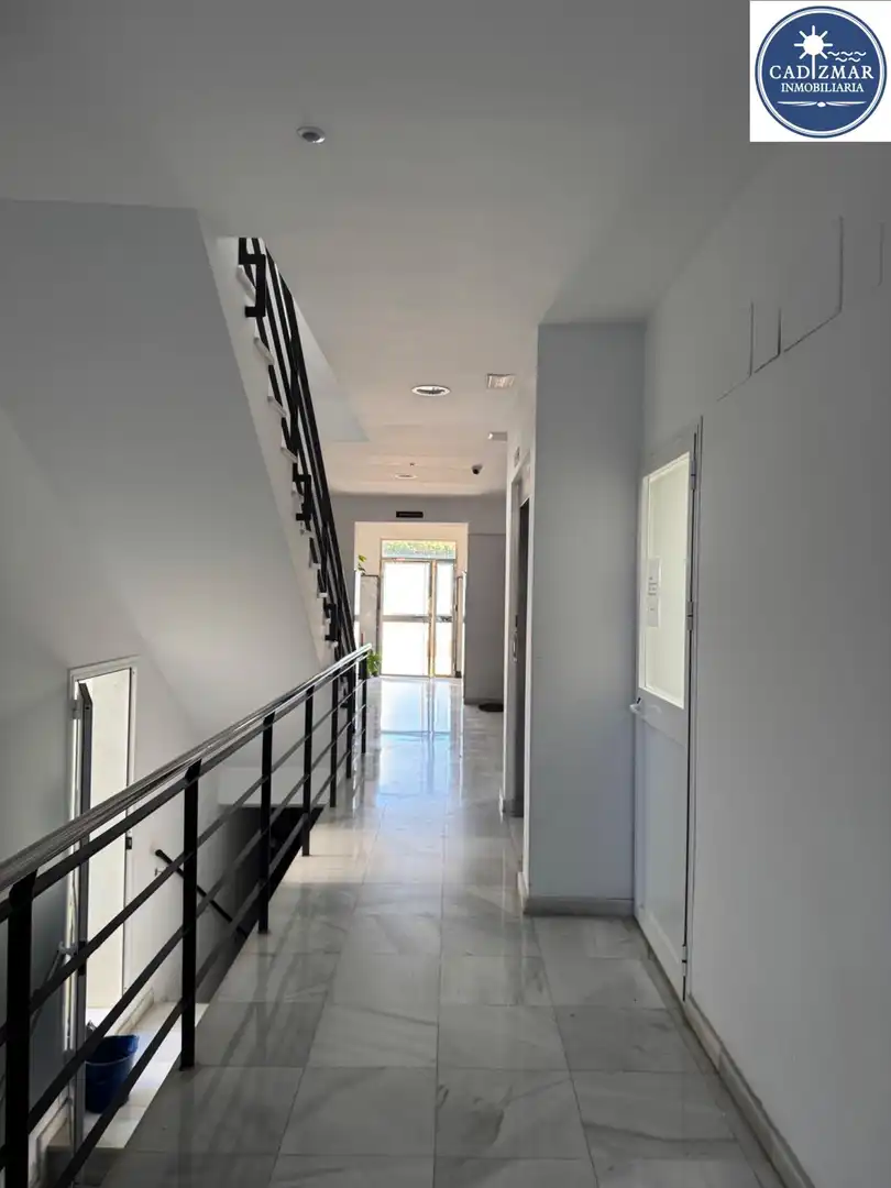 Ground floor for sale in Cádiz  with Storage room, Balcony and Alarm
