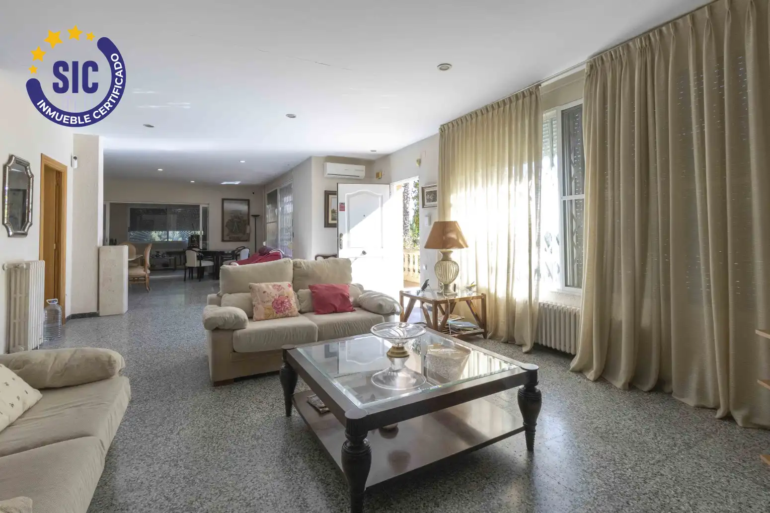 Sala de estar de Casa o chalet en venta en Torrent con Aire acondicionado, Jardín privado y Terraza