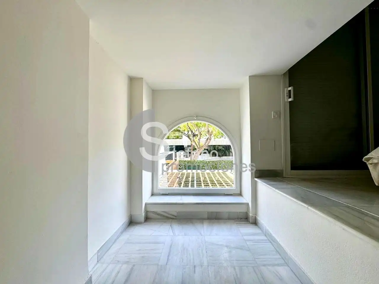 Planta baixa en venda en Marbella amb Aire condicionat, Jardí privat i Terrassa