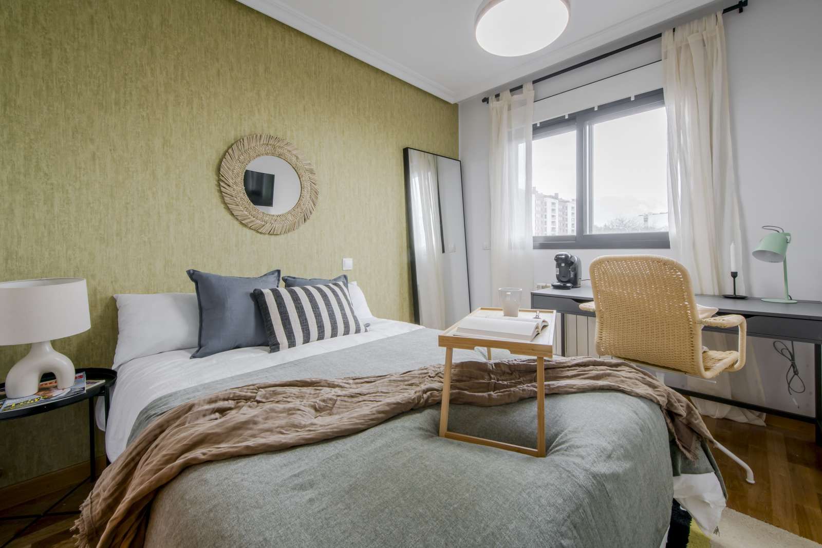 Bedroom of Flat to share in  Madrid Capital  with Air Conditioner, Heating and Terrace