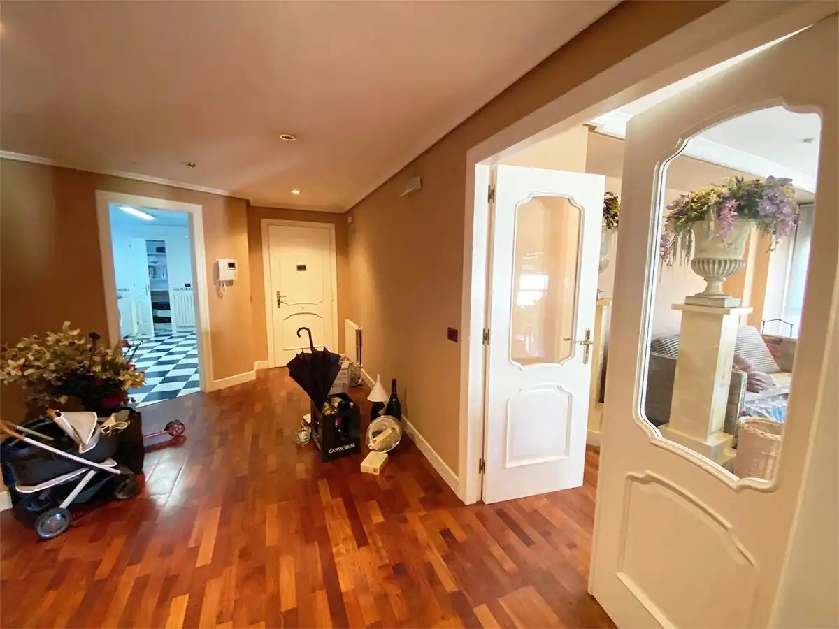 Piso en venta en Oviedo  con Calefacción