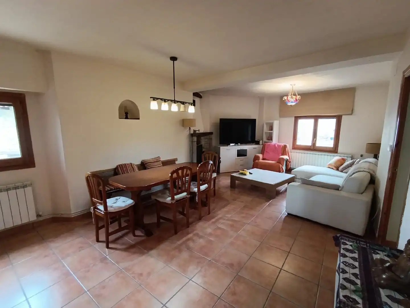 Sala d'estar de Casa o xalet en venda en Graus amb Calefacció, Jardí privat i Traster