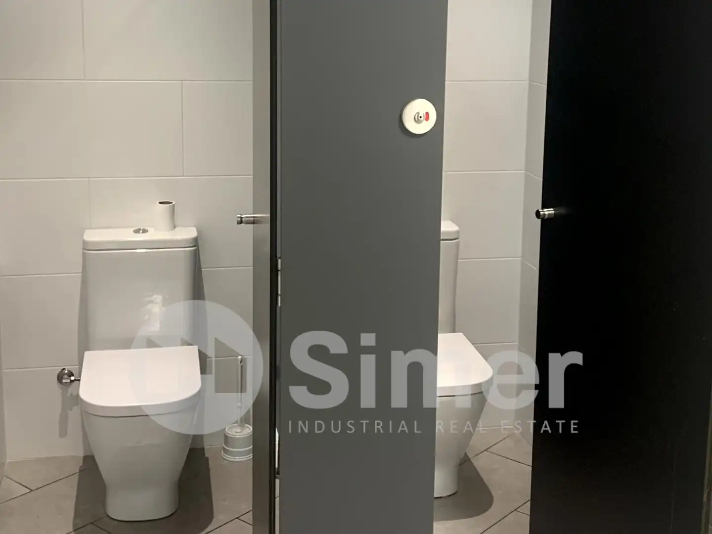 Baño de Nave industrial de alquiler en Parets del Vallès