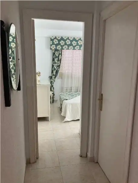 Dormitori de Pis en venda en Fuengirola amb Terrassa i Piscina comunitària