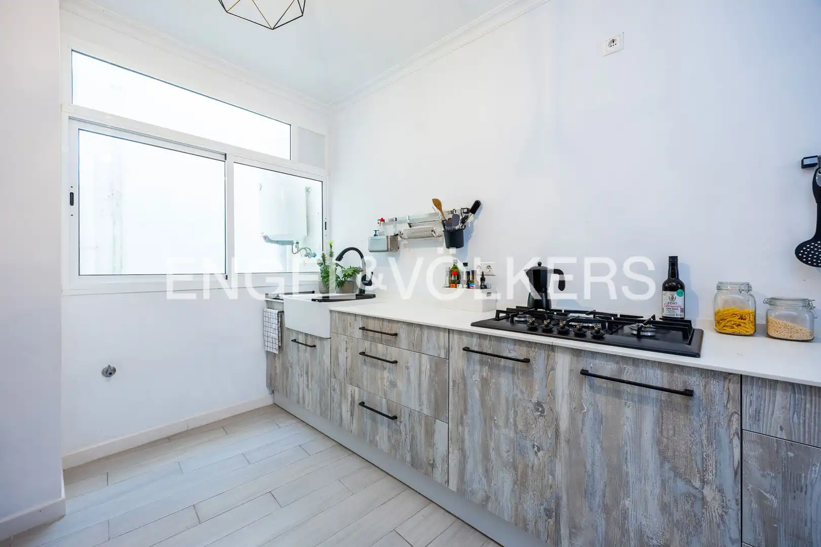 Cocina de Piso en venta en Cádiz con Calefacción, Amueblado y Balcón