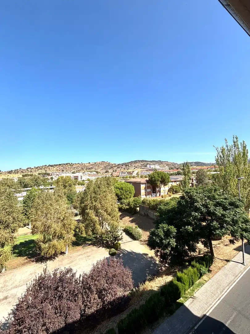 Vista exterior de Pis de lloguer en Plasencia amb Aire condicionat, Calefacció i Moblat