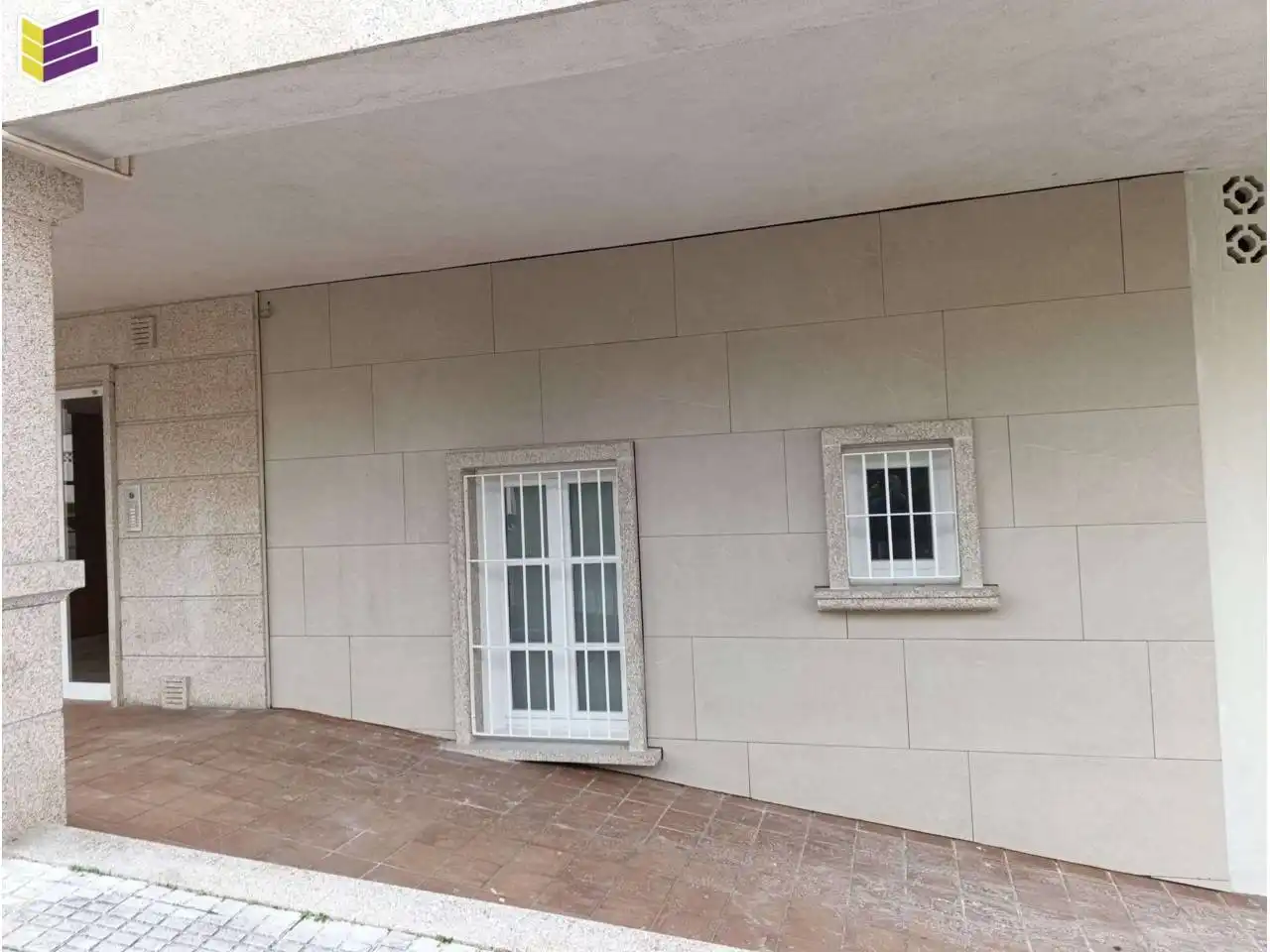 Vista exterior de Pis en venda en Nigrán amb Calefacció i Moblat