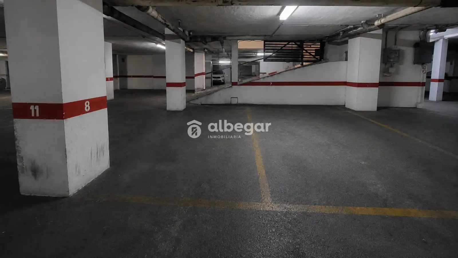 Parking de Piso en venta en Valencia con Terraza, Horno y Balcón