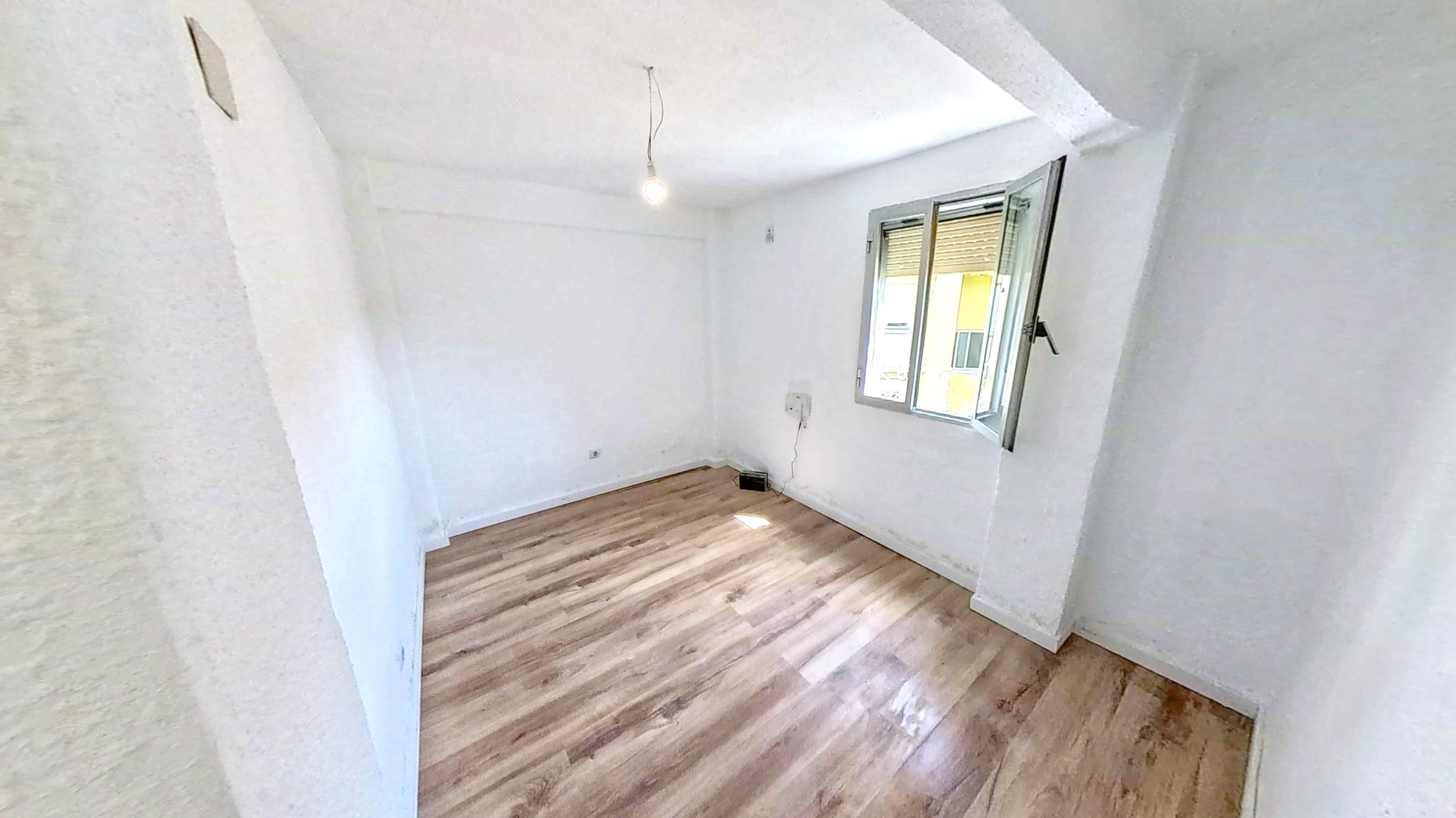 Dormitori de Apartament de lloguer en Alcalá de Henares amb Terrassa, Forn i Es permeten mascotes