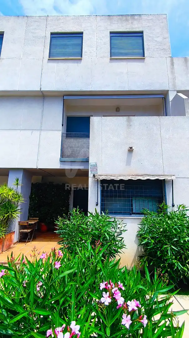 Vista exterior de Casa adosada en venta en Alicante / Alacant con Aire acondicionado, Calefacción y Terraza