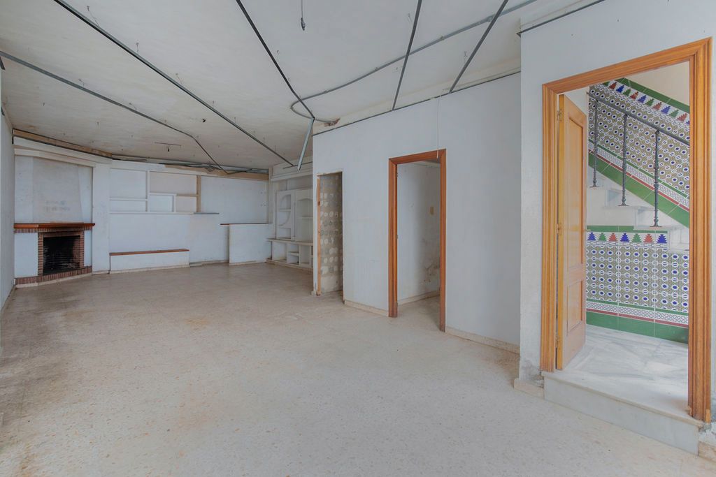 Casa adosada en venda en Moguer