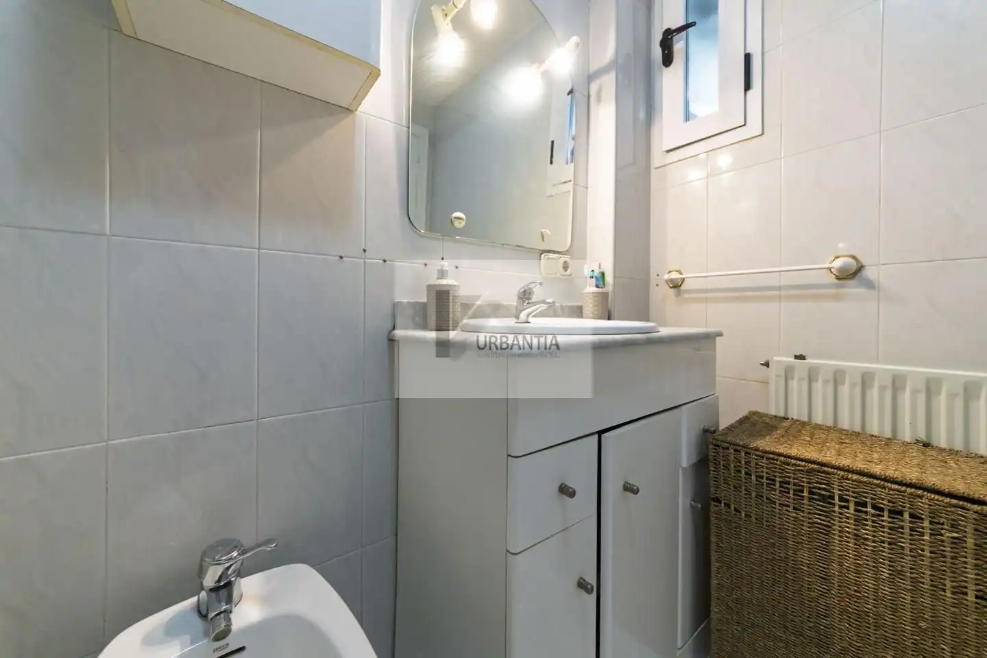 Baño de Piso en venta en  Pamplona / Iruña con Calefacción, Parquet y Trastero