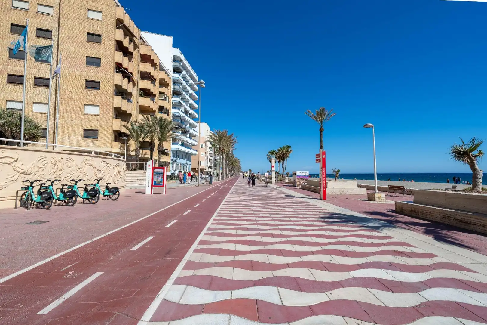 Vista exterior de Piso en venta en Almería