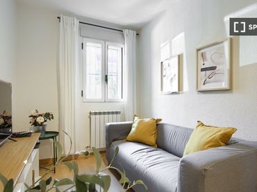 Appartamento con balcone in affitto a San Blas
