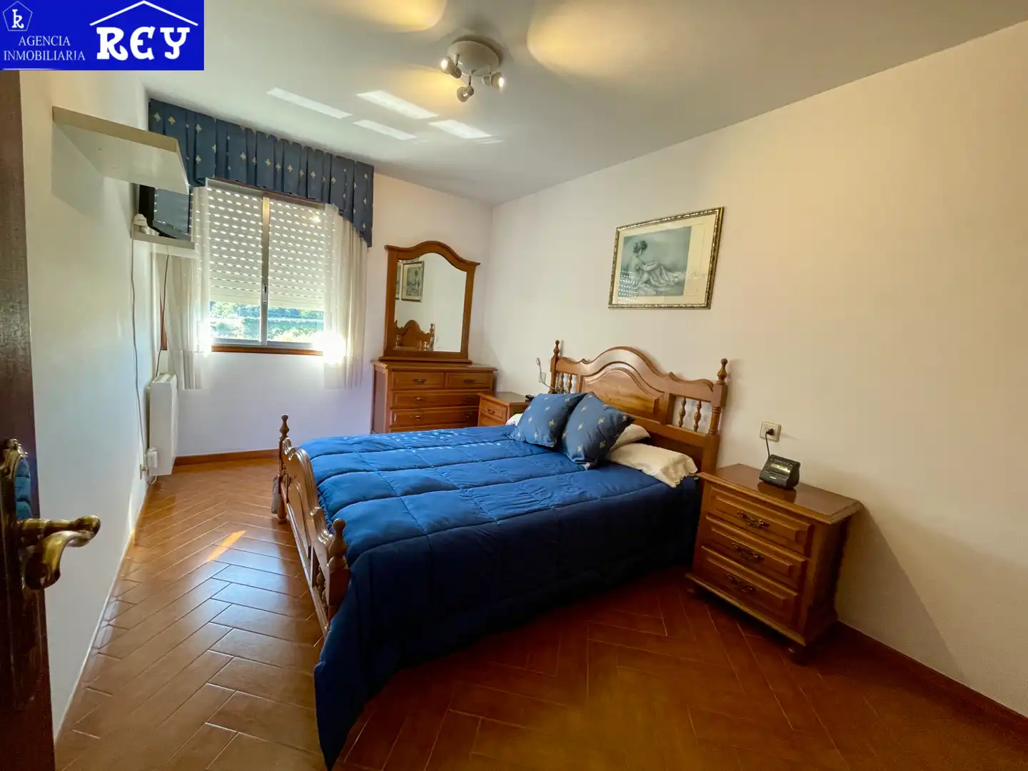 Bedroom of Detached homes for sale in Santiago de Compostela   with Private garden