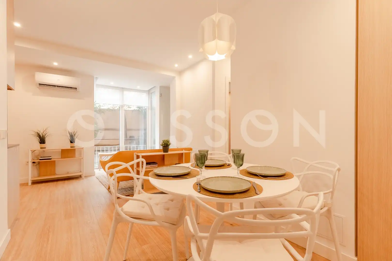 Dining room of Flat for sale in Madrid  with Air Conditioner, Heating and Furnished