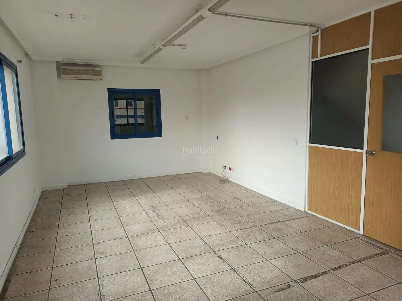 Local comercial en alquiler en Calle Cormoranes 17, imagen 3