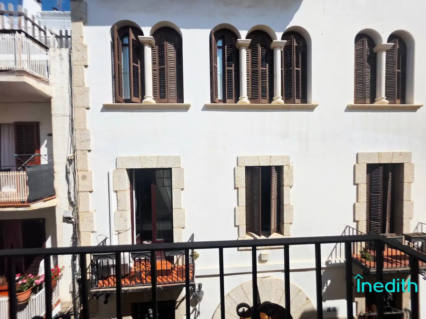 Vista exterior de Pis en venda en Sitges amb Aire condicionat, Calefacció i Balcó