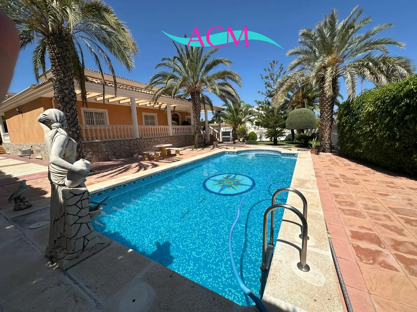 Piscina de Casa o chalet en venta en Mutxamel con Aire acondicionado, Calefacción y Jardín privado