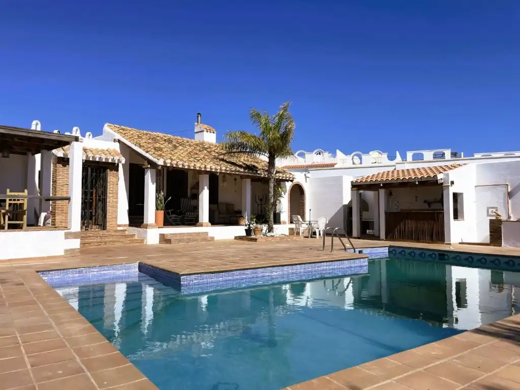 Piscina de Casa o xalet en venda en Mojácar amb Aire condicionat, Jardí privat i Terrassa