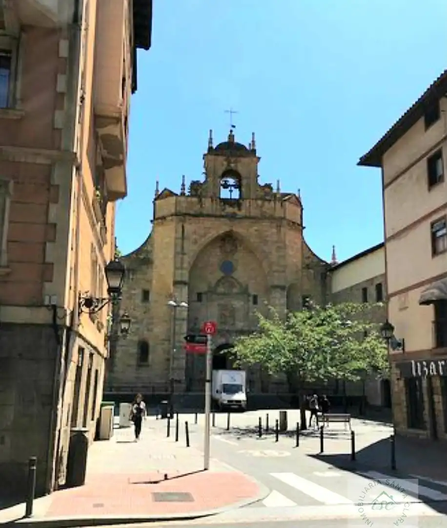 Exterior view of Flat for sale in Ibaiondo