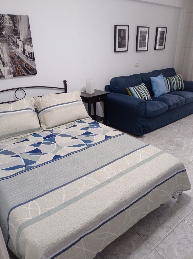 Habitación de Apartamento de alquiler en Puerto de la Cruz con Amueblado, Microondas y TV