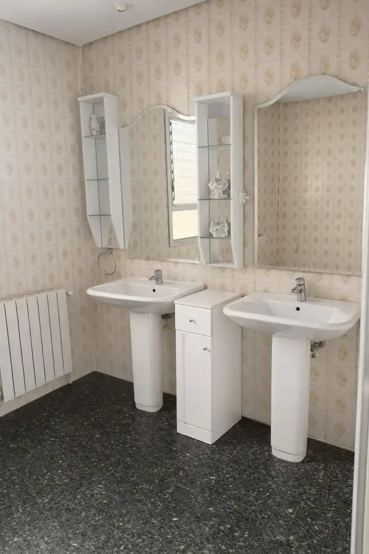 Baño de Casa adosada en venta en Almansa con Terraza