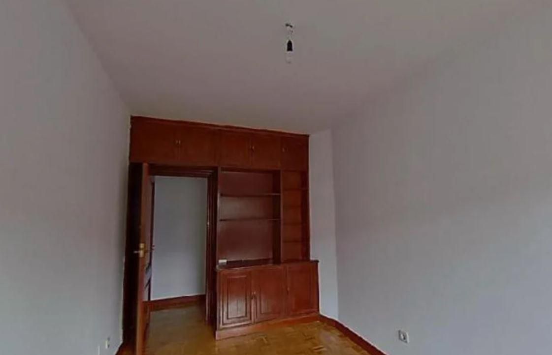 Bedroom of Flat for sale in  Madrid Capital