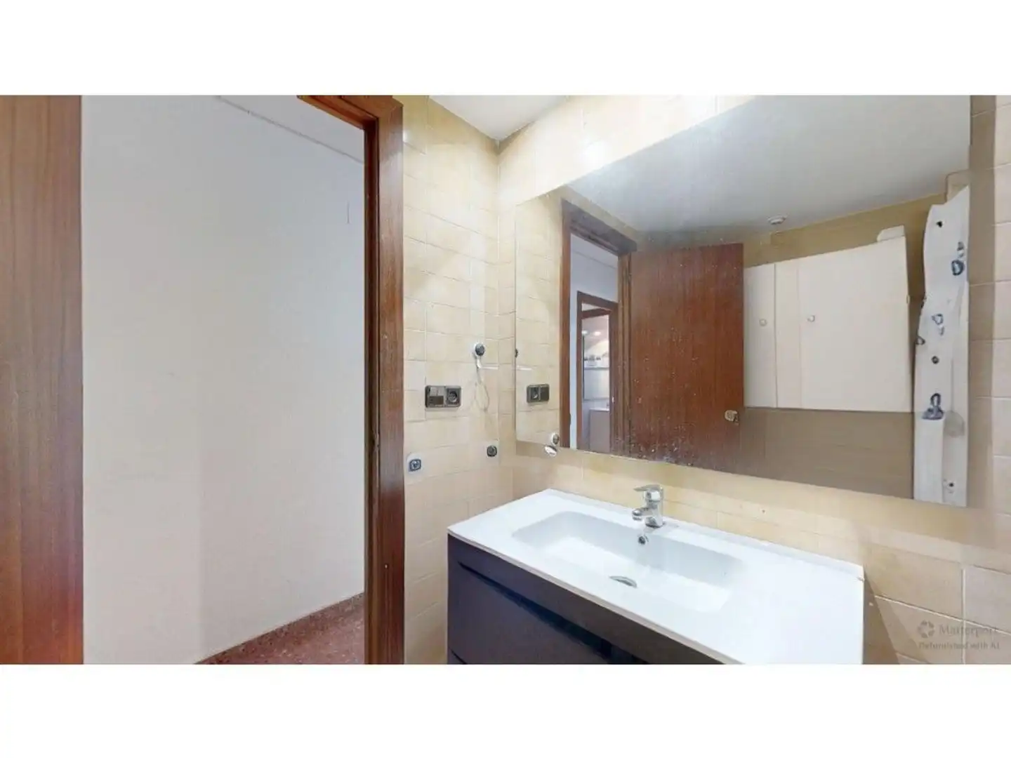 Bathroom of Flat for sale in Valencia  with Air Conditioner