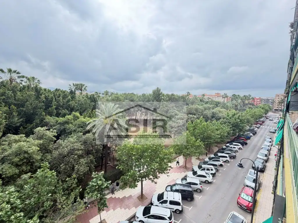 Vista exterior de Piso de alquiler en Alzira