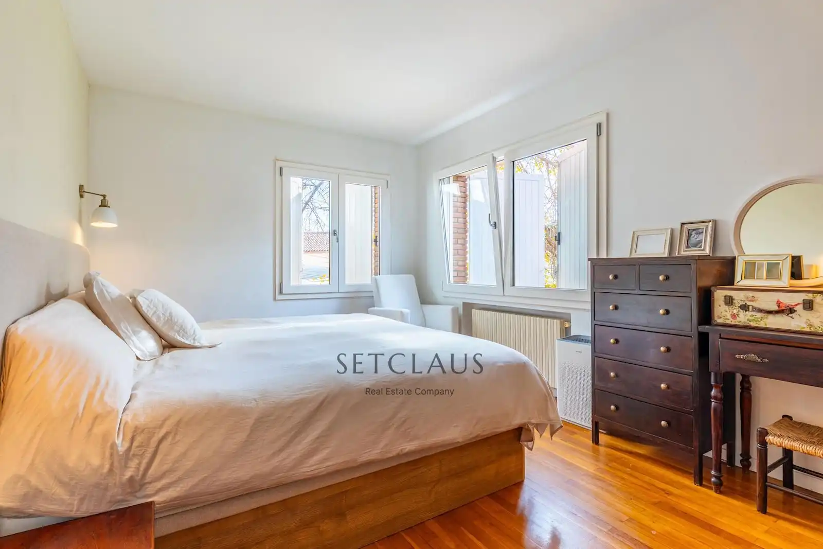 Bedroom of Houses for sale in Premià de Dalt  with Air Conditioner, Heating and Private garden