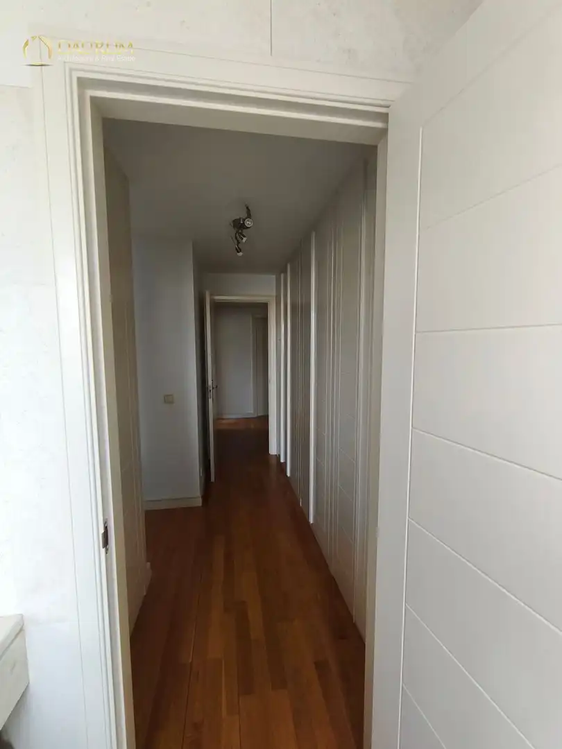 Wohnung zum Verkauf in Paracuellos de Jarama mit Klimaanlage, Heizung und Terrasse