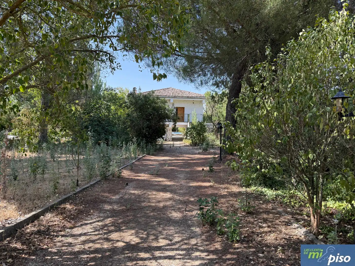 Jardí de Casa o xalet en venda en Cubillas de Santa Marta amb Jardí privat, Terrassa i Traster