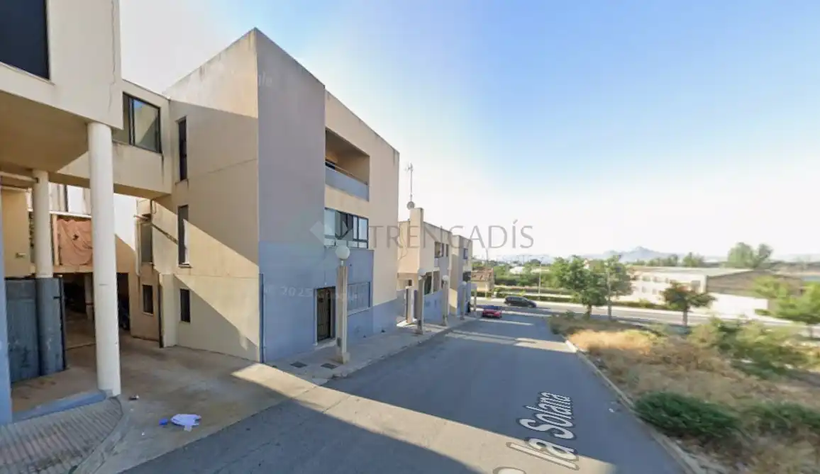 Vista exterior de Casa adosada en venta en Villena