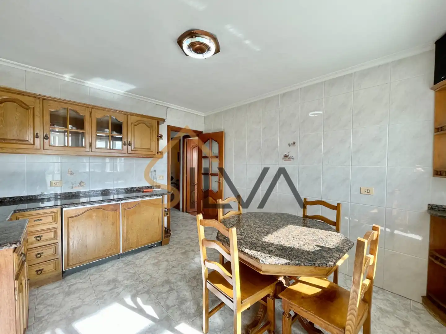Cocina de Piso en venta en Lugo con Calefacción, Parquet y Internet