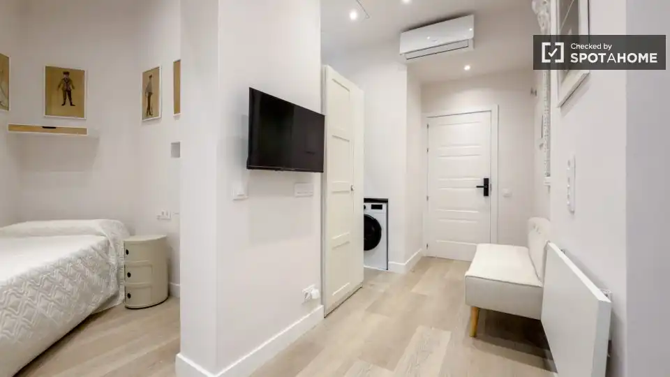 Habitación de Piso de alquiler en Barcelona con Aire acondicionado, Calefacción y Amueblado
