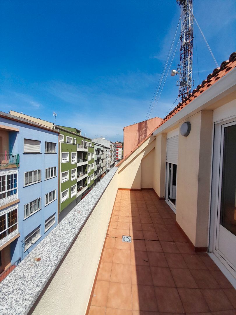 Vista exterior de Piso en venta en Boiro con Calefacción, Parquet y Terraza