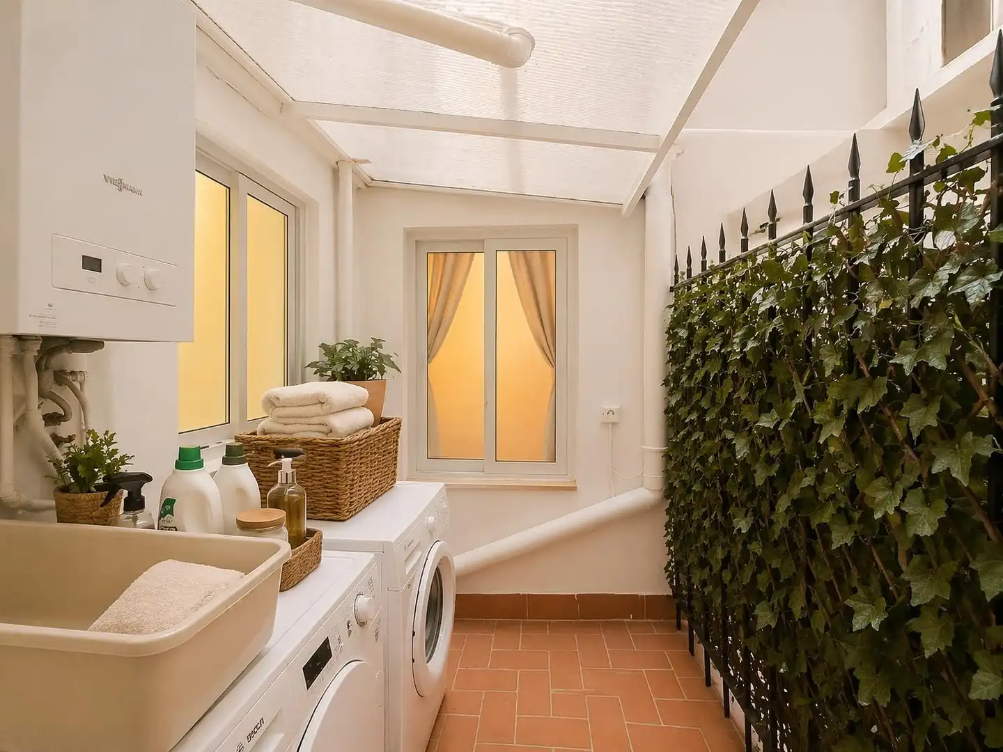 Badezimmer von Wohnungen zum Verkauf in Barcelona mit Heizung, Parkett und Terrasse