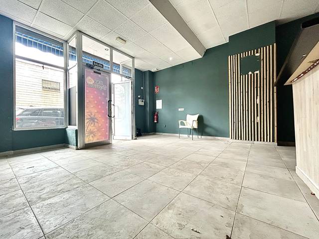 Local comercial en Venta en Carrer de Gonzalo Ramiro Pedrer en Tormos