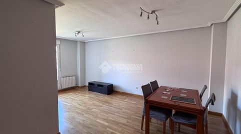 Foto 2 de Piso en venta en C. Peña Labra, La Asunción - La Inmaculada, León Capital